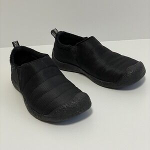Keen Black Puffer Slip On Shoes Faux Fur Lined Womens Size 10 US 40.5 EU